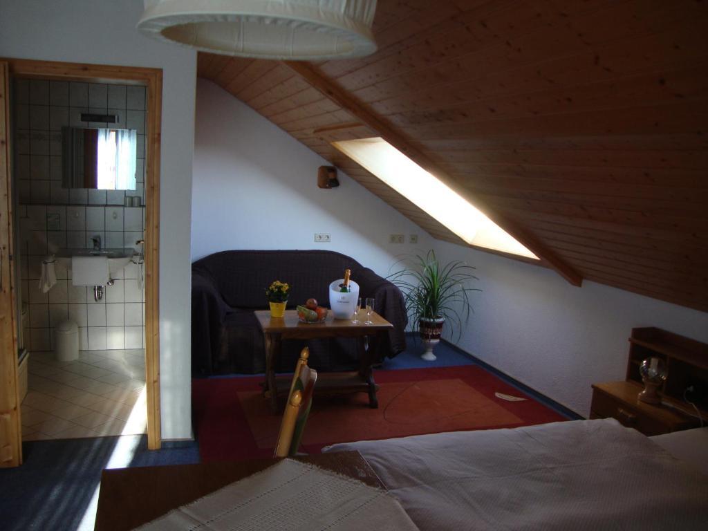 Mettenberger Hof - Pension Grafenhausen Quarto foto